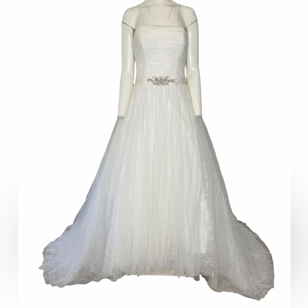 Cosmobella Milano Sweetheart Wedding Dress size 10 Mesh Lace Bodice Long Train